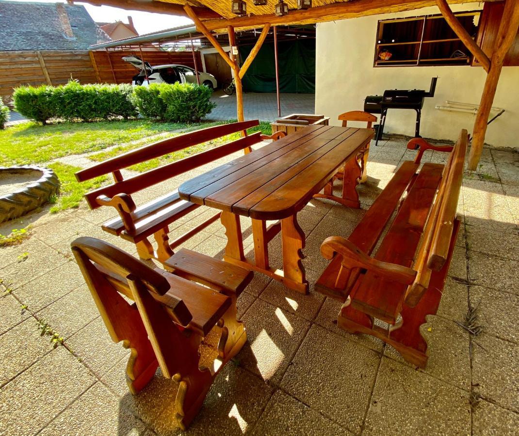 Biborlak 6 Apartment Villany Luaran gambar